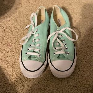 Teal low top converse